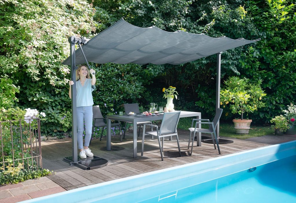 Gartentisch mit Stühlen